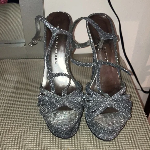 Chinese Laundry heels - Picture 2 of 8